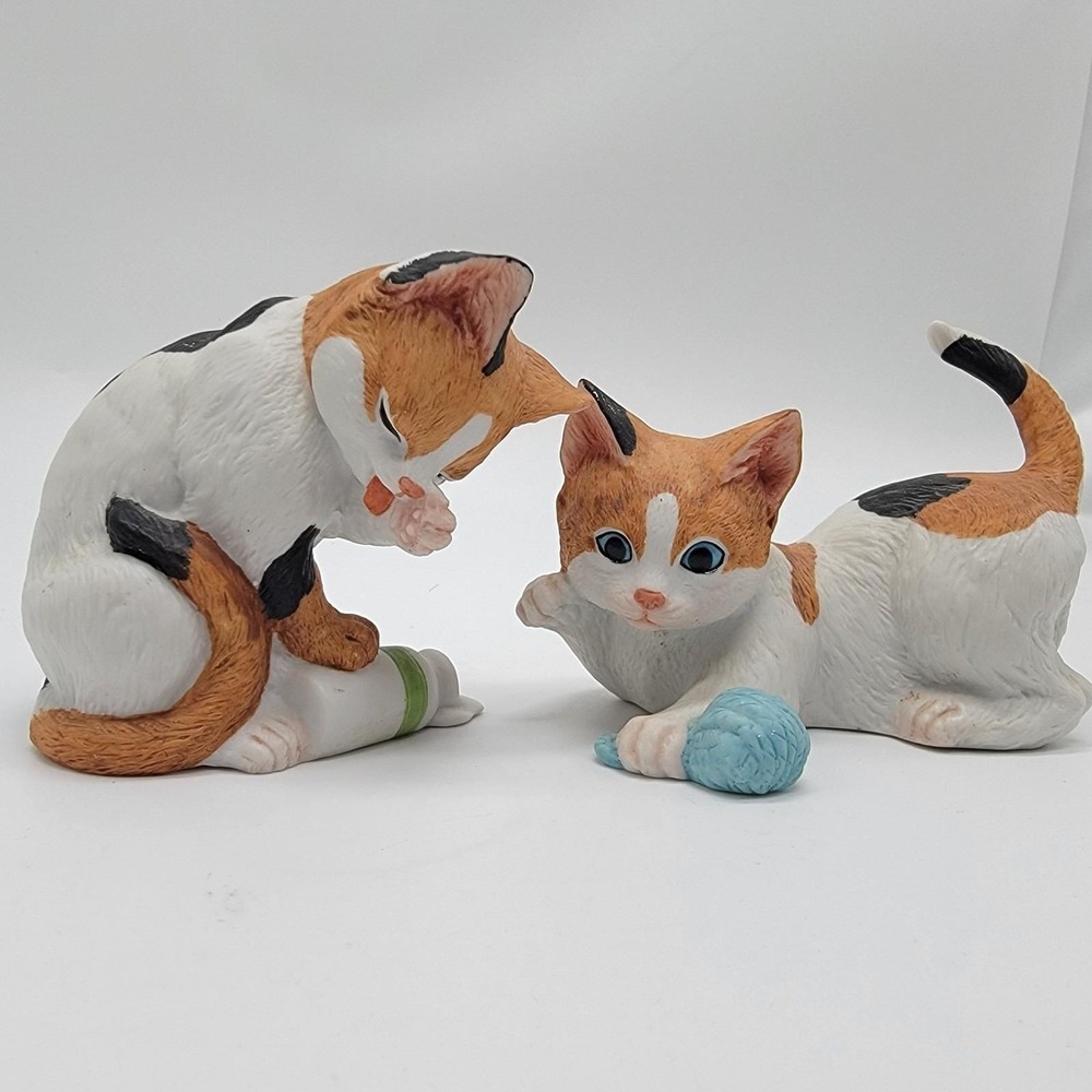 Vtg Andrea by Sadek Calico Cat Kitten Figurines Set of 2 Handcrafted Porcelain